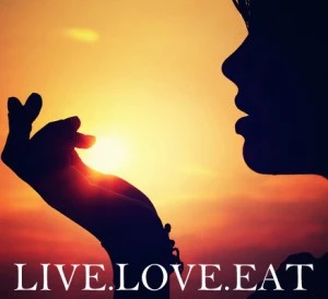 LIVELOVEEAT1